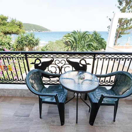 Seaside Apartment Poros Poros Town Exterior photo